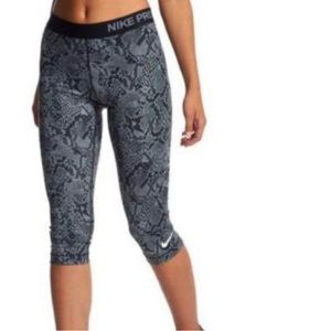 NIKE PRO DRI-FIT TRAINING SNAKE PRINT